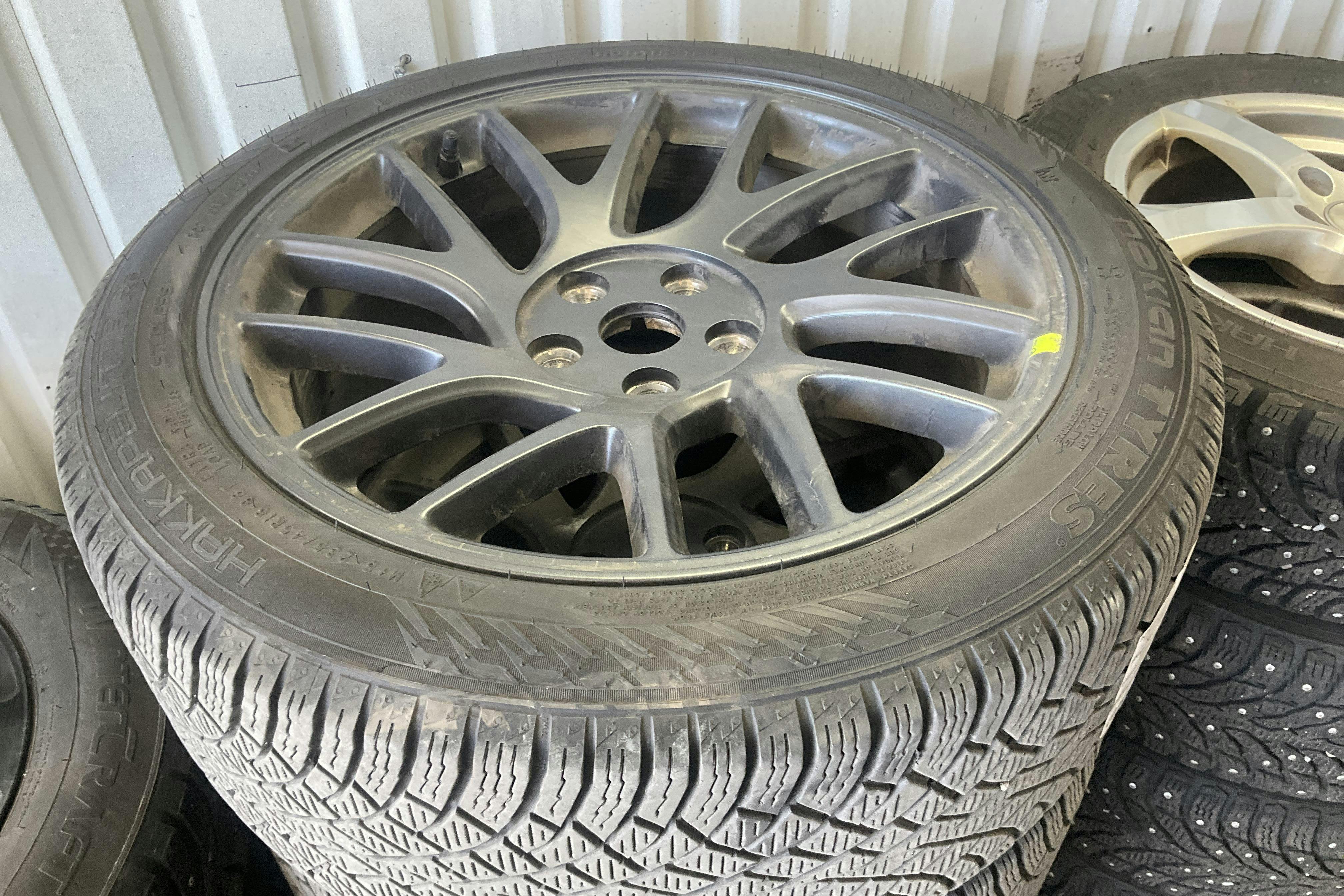 Vehicle Image 11