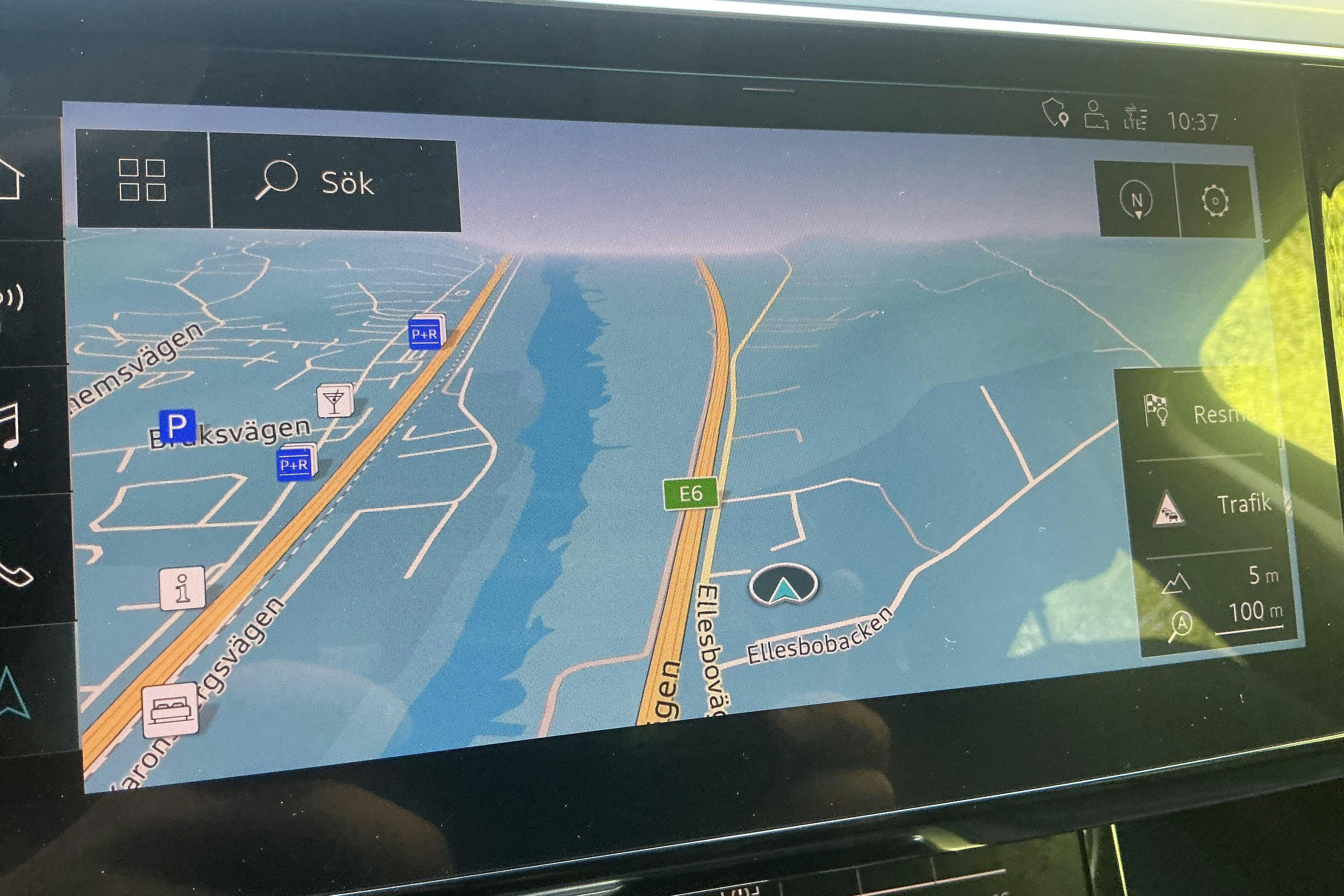 Vehicle Image 11