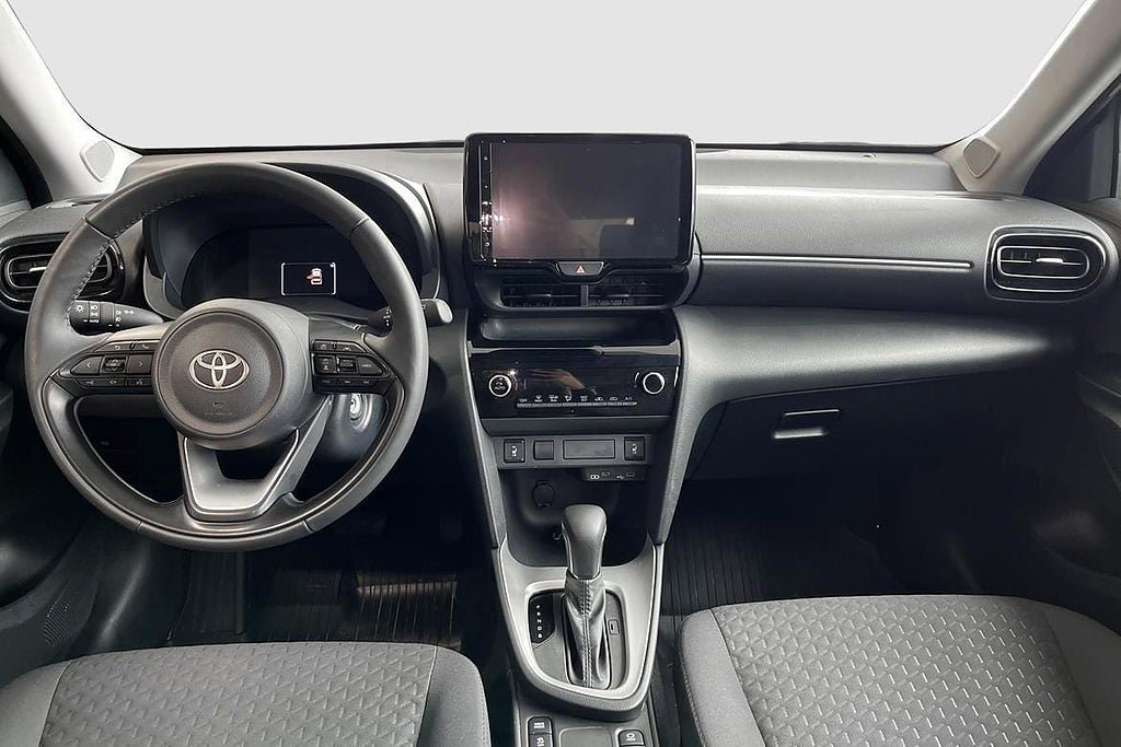 Vehicle Image 10