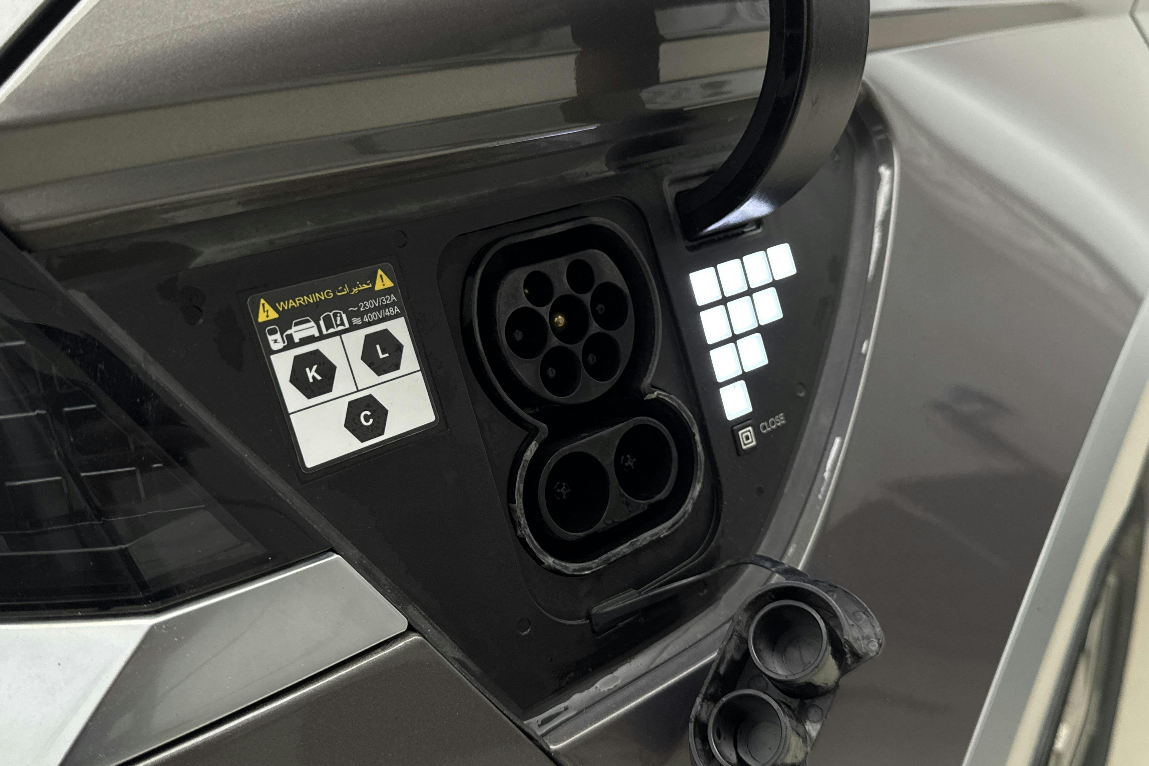 Vehicle Image 23