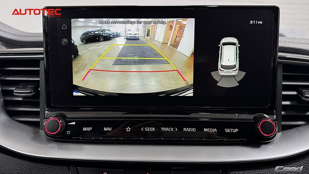 Vehicle Image 16