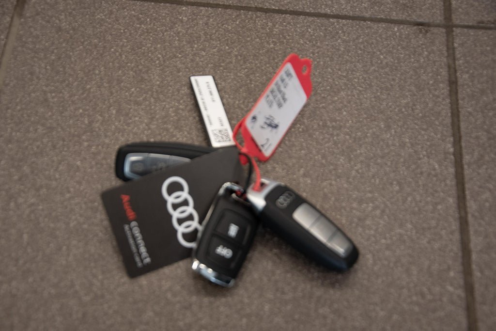 Vehicle Image 22