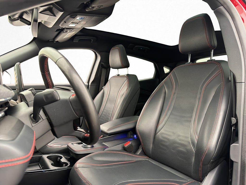 Vehicle Image 19