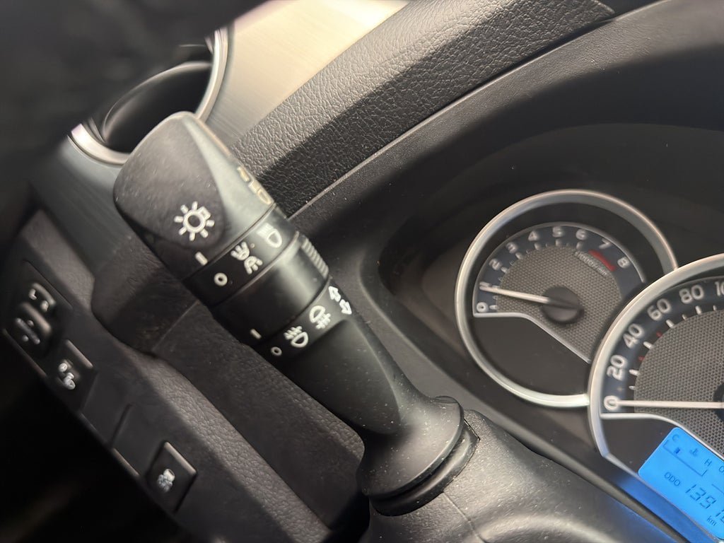 Vehicle Image 15