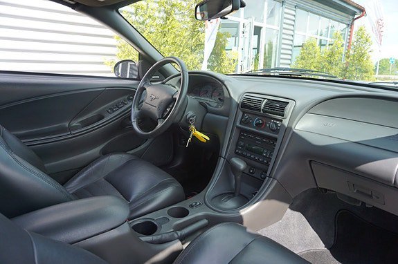 Vehicle Image 23