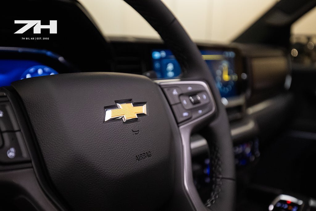 Vehicle Image 32