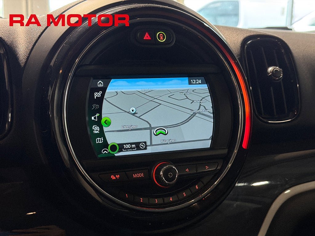 Vehicle Image 17