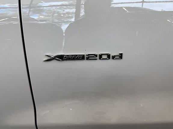 Vehicle Image 33