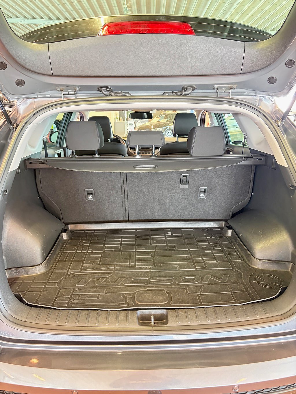 Vehicle Image 9