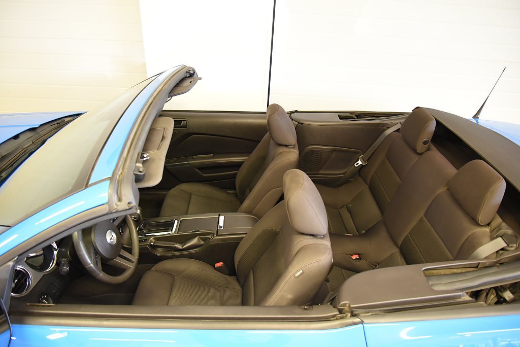 Vehicle Image 32