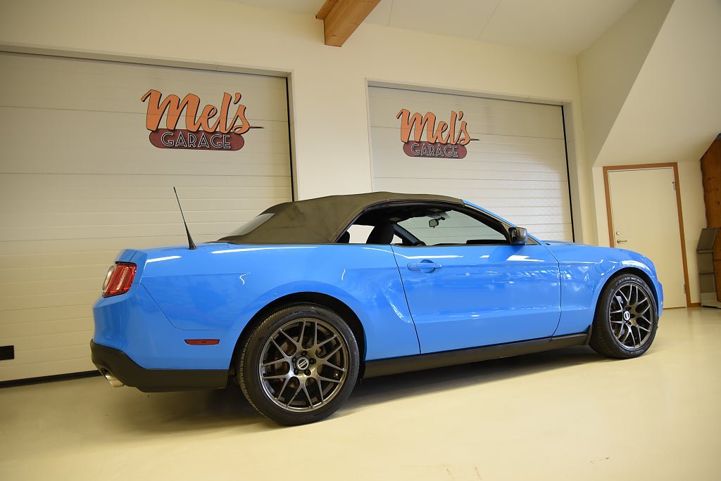 Vehicle Image 37