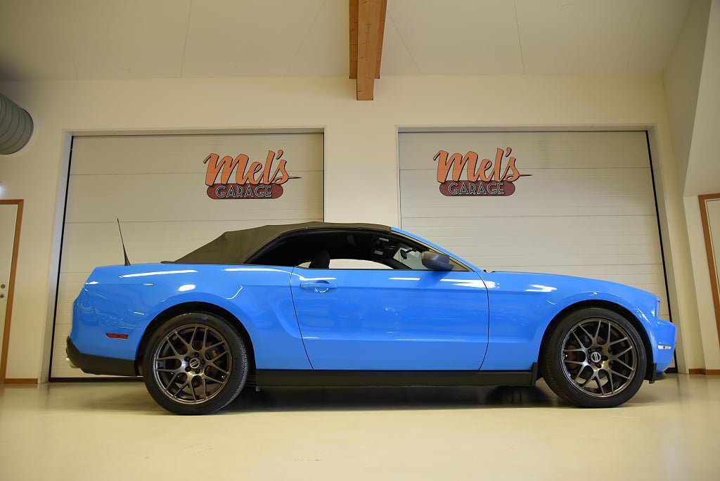 Vehicle Image 38