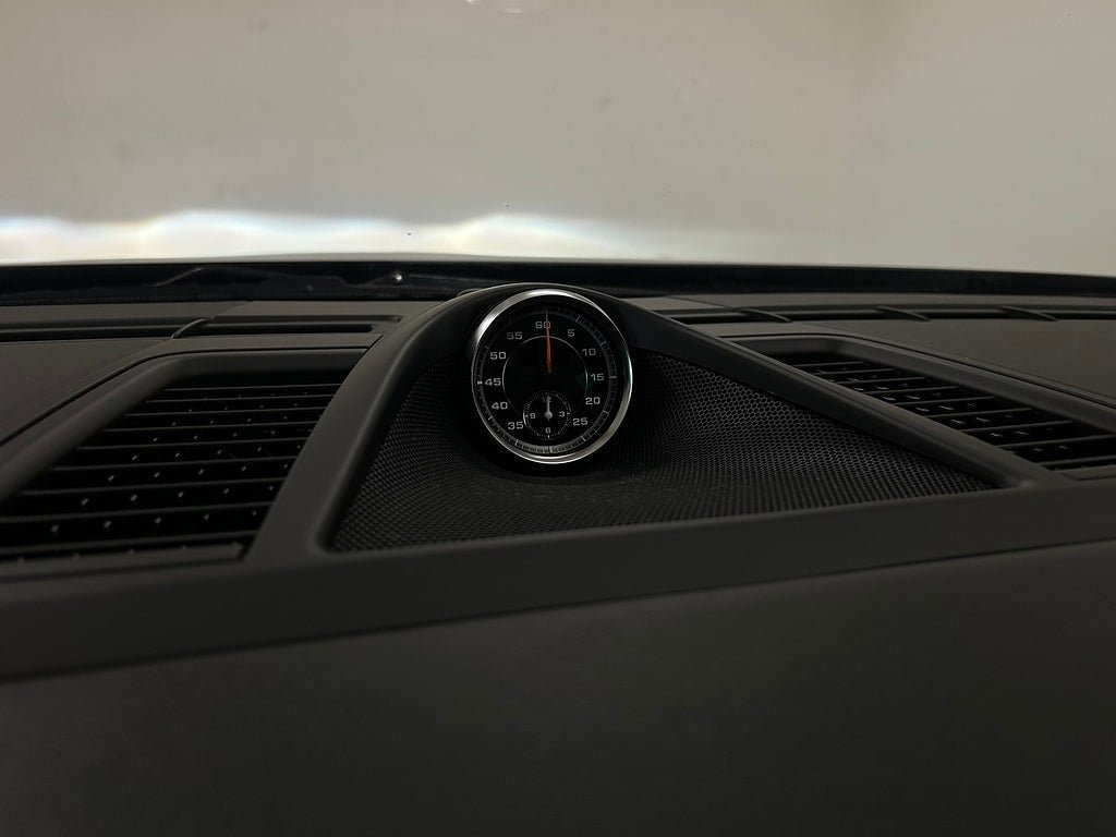Vehicle Image 24