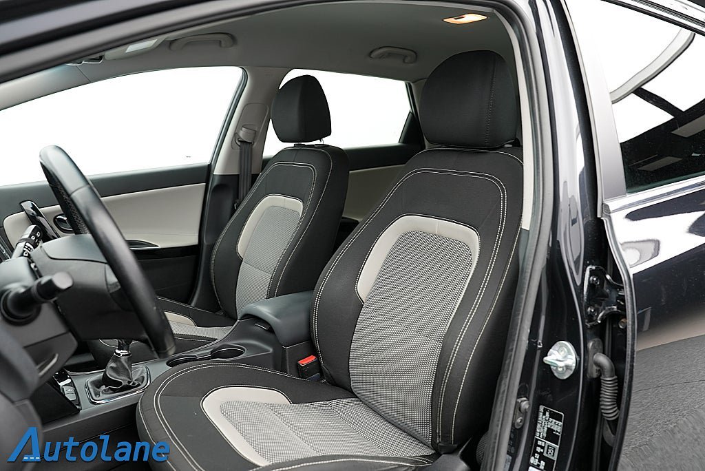 Vehicle Image 18