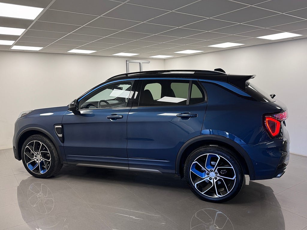 Vehicle Image 15