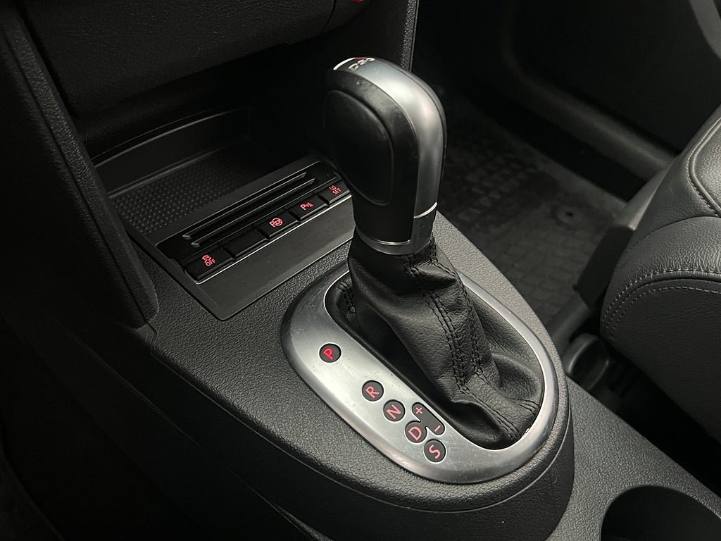 Vehicle Image 17