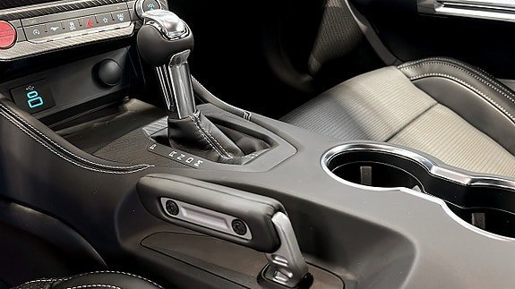 Vehicle Image 15