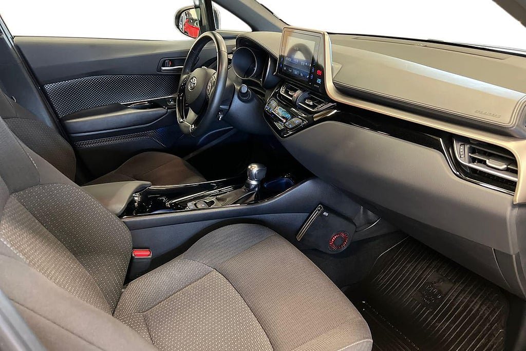 Vehicle Image 7