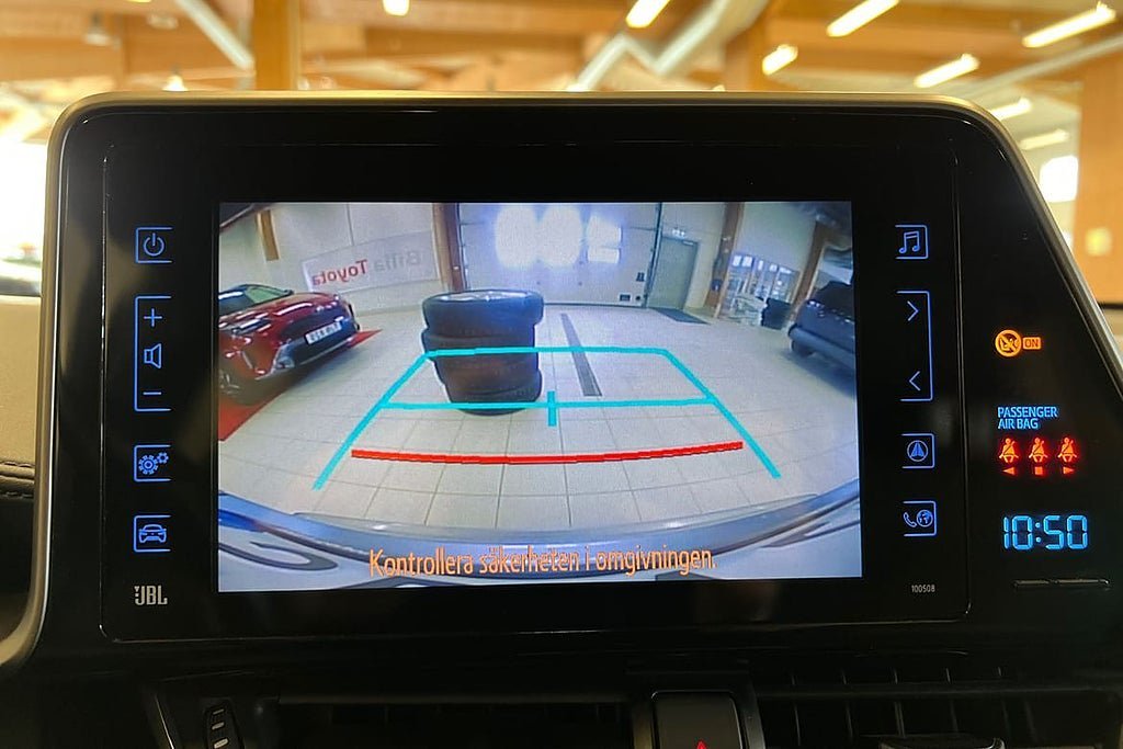 Vehicle Image 13