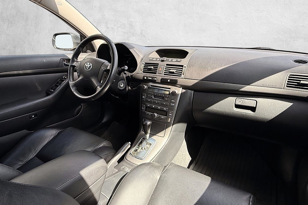 Vehicle Image 14