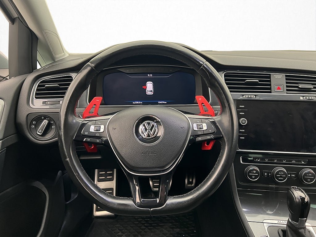 Vehicle Image 14