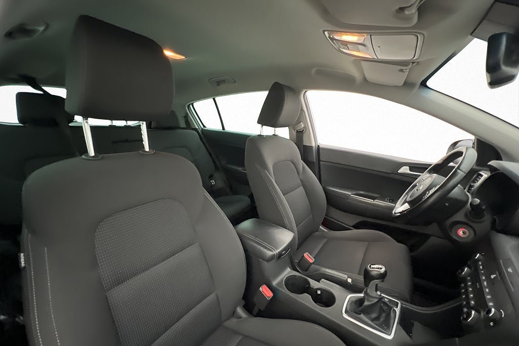 Vehicle Image 19