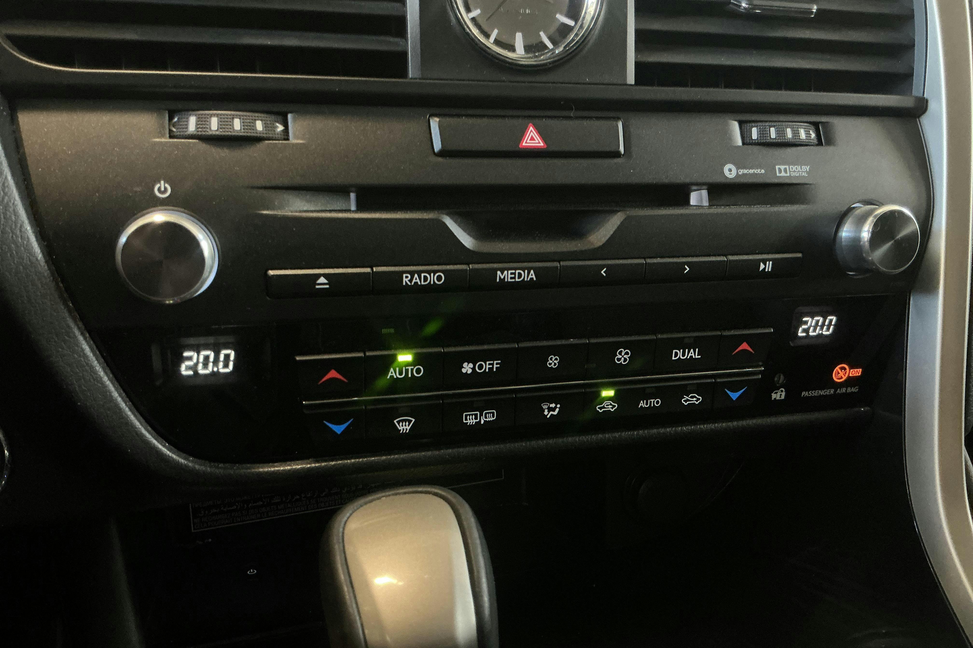 Vehicle Image 16