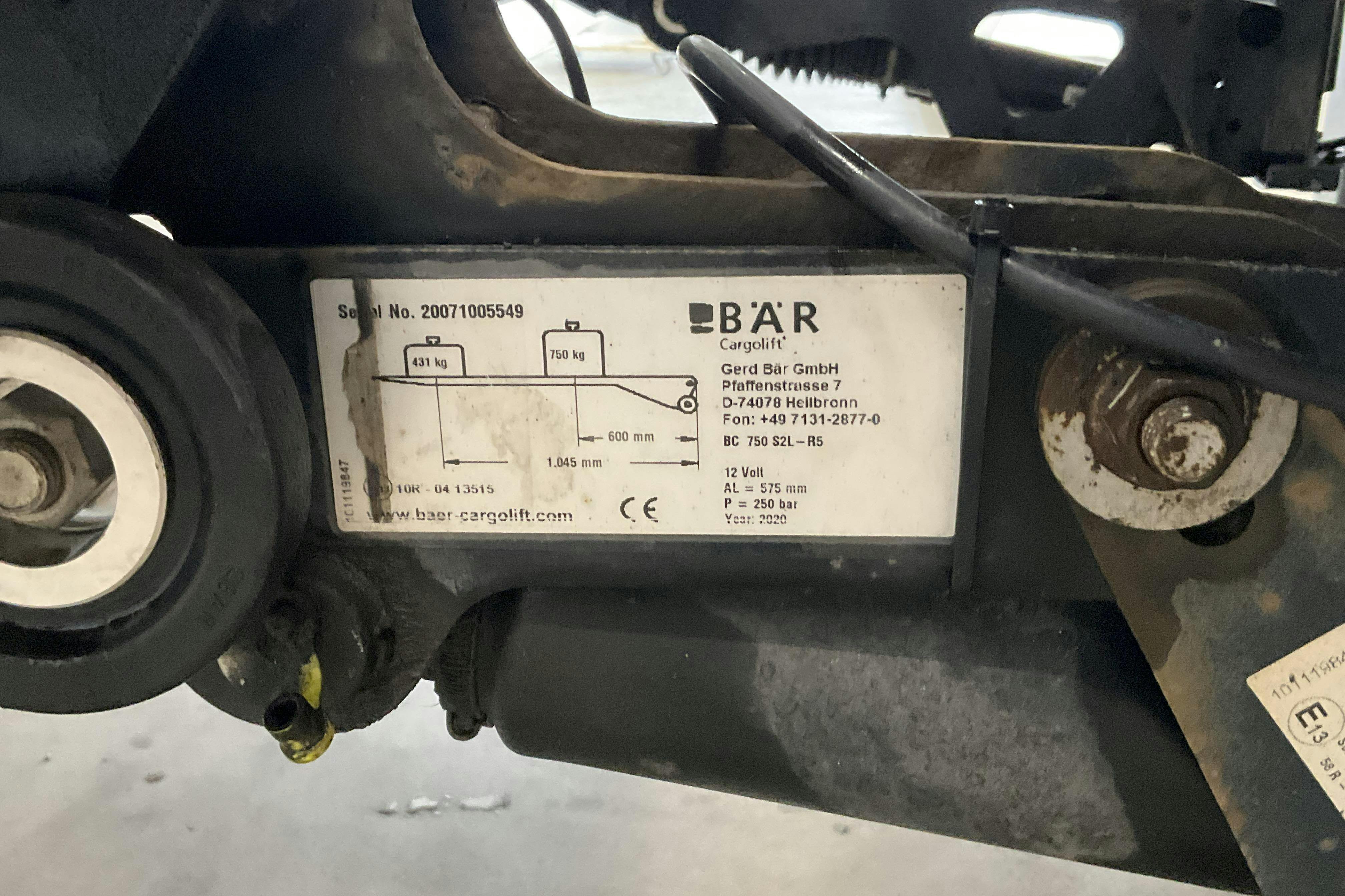 Vehicle Image 11