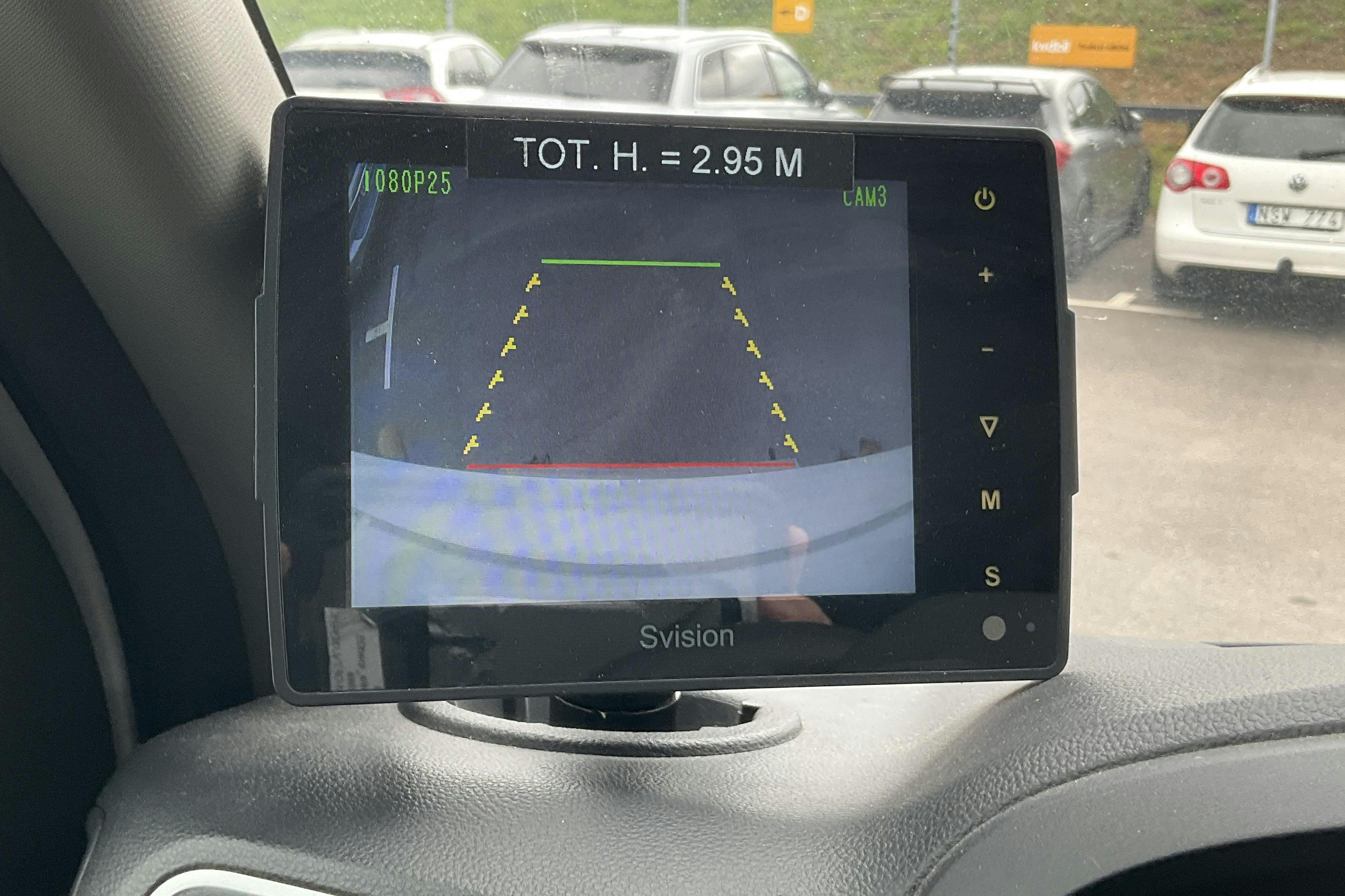 Vehicle Image 15
