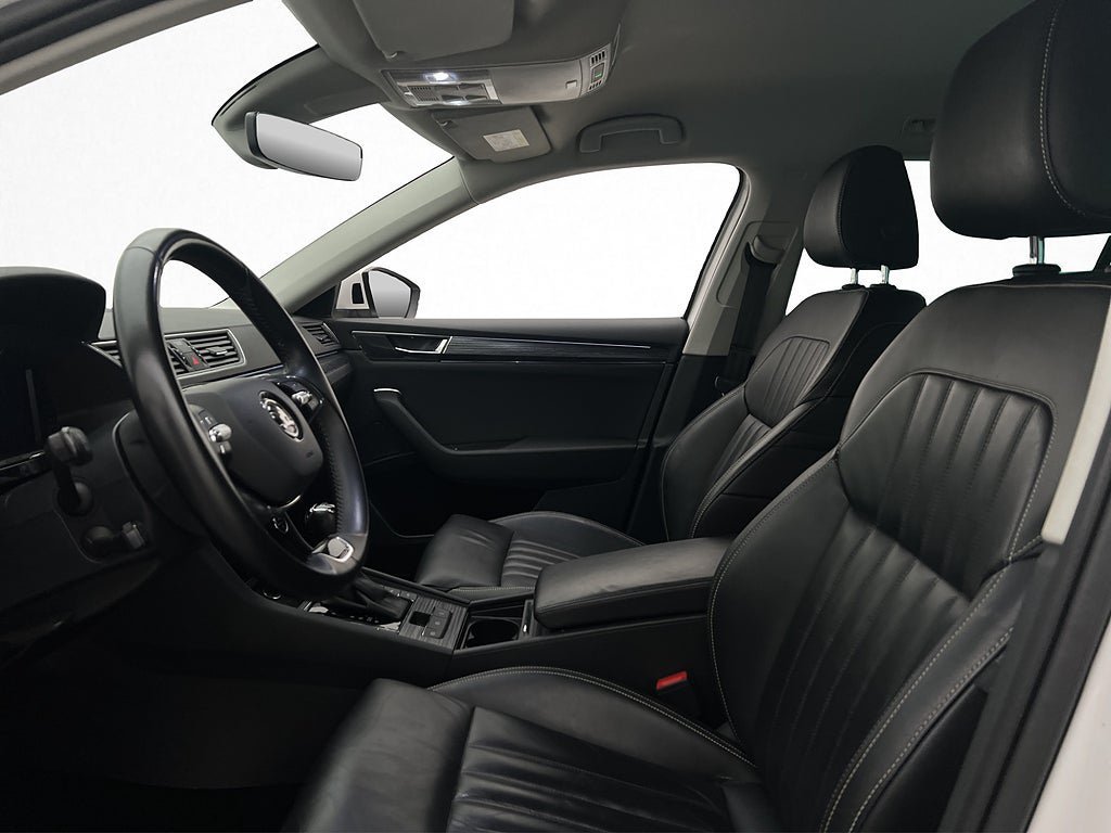 Vehicle Image 38
