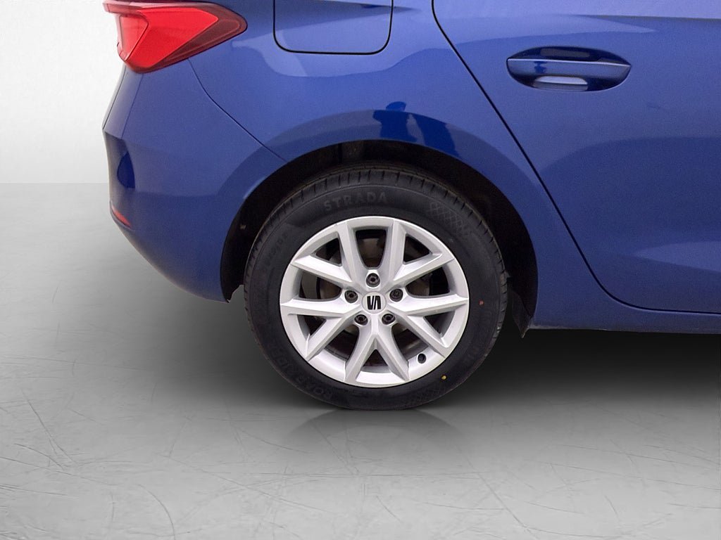 Vehicle Image 30