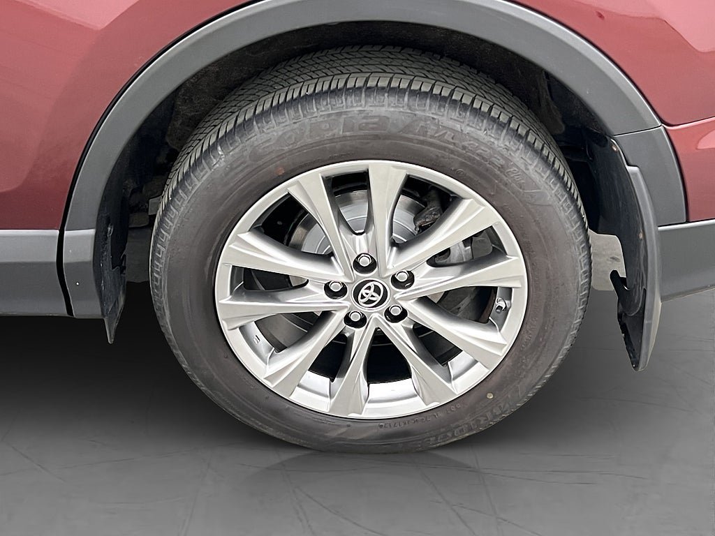 Vehicle Image 31