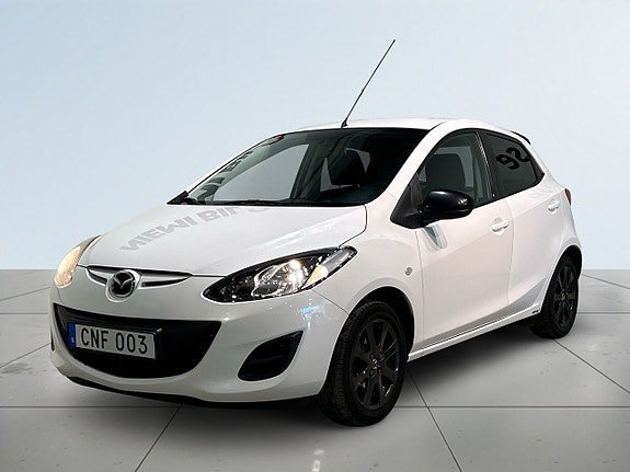 Vehicle Image 16