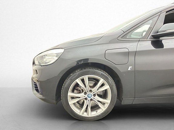 Vehicle Image 36
