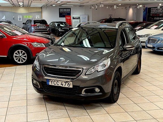 Vehicle Image 6