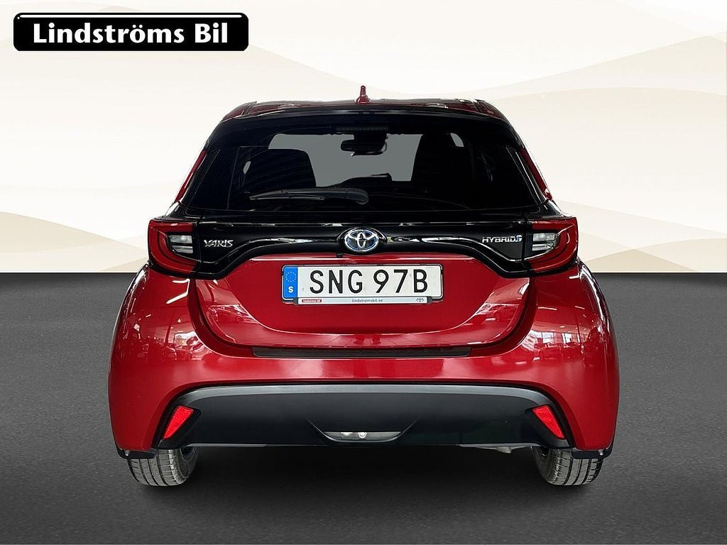 Vehicle Image 8