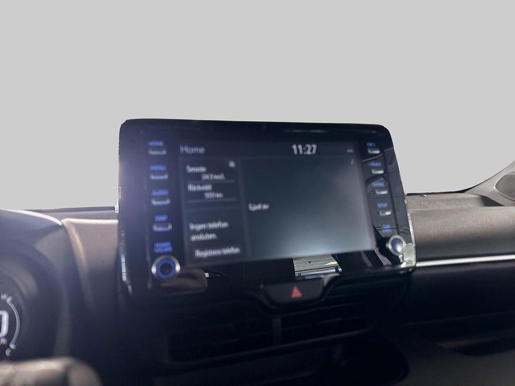 Vehicle Image 16