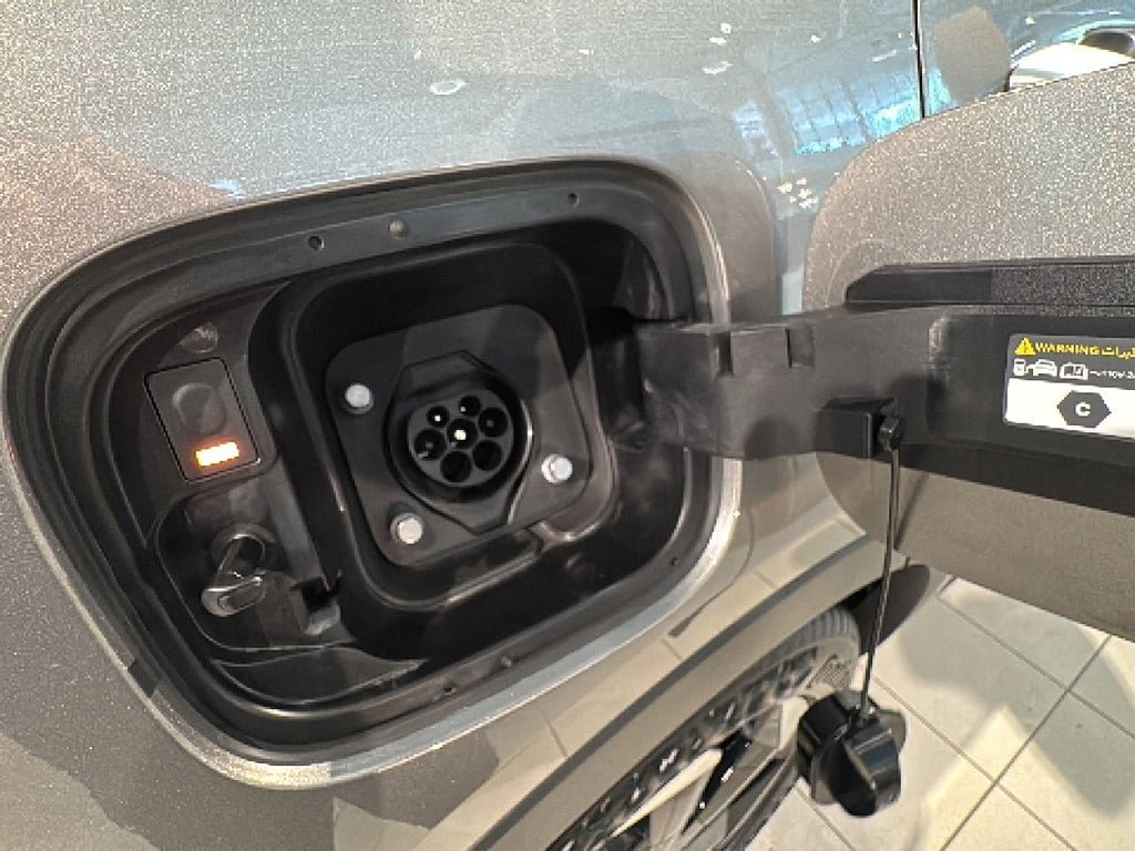 Vehicle Image 24