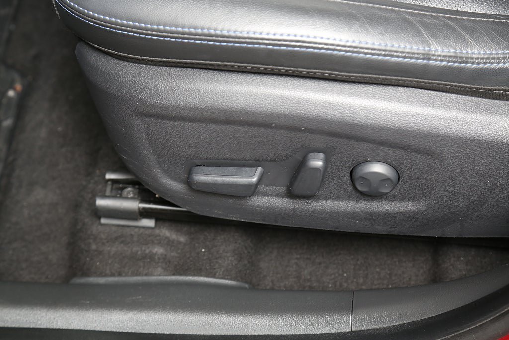 Vehicle Image 17