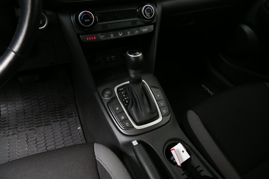 Vehicle Image 24
