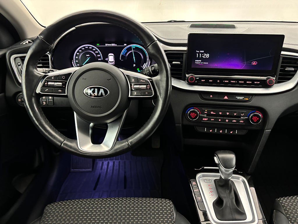Vehicle Image 17