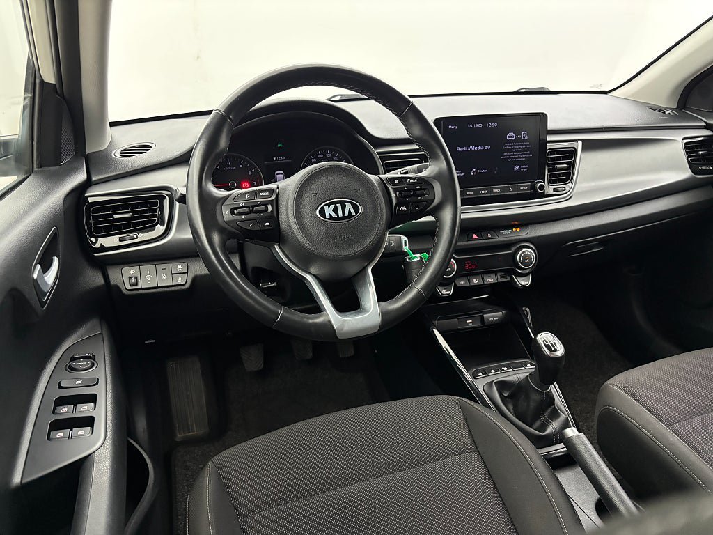 Vehicle Image 18