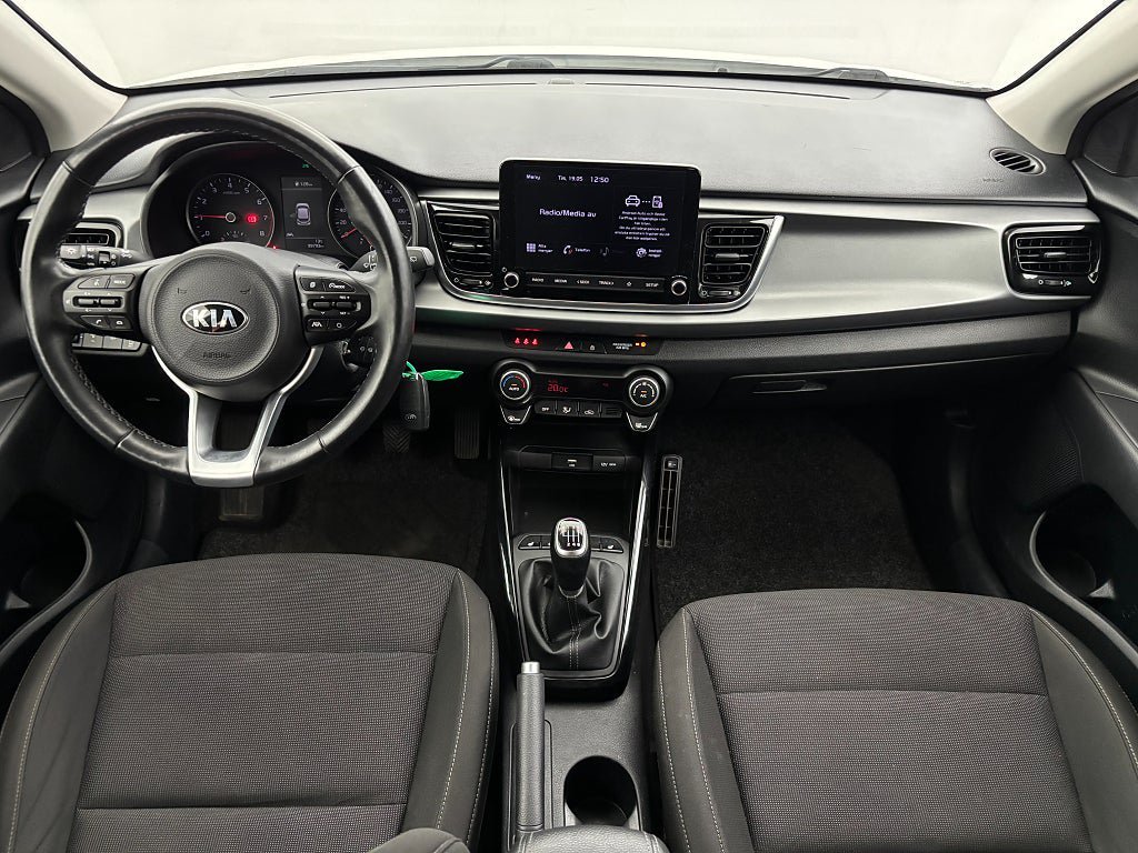 Vehicle Image 19