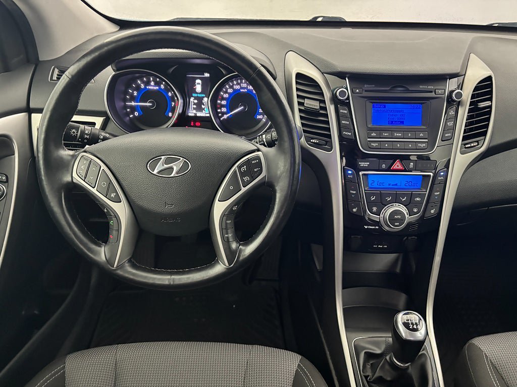 Vehicle Image 18