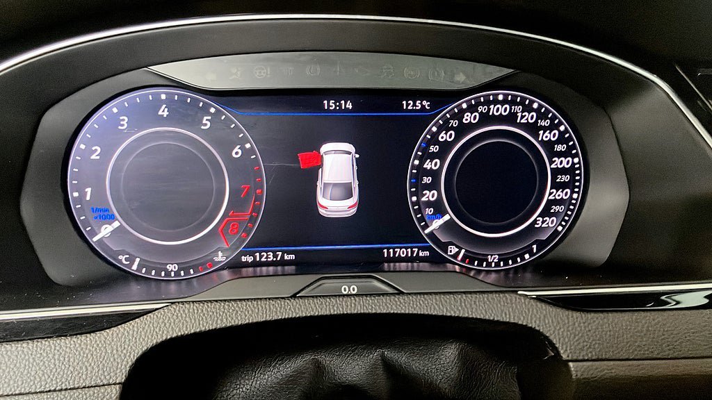 Vehicle Image 13