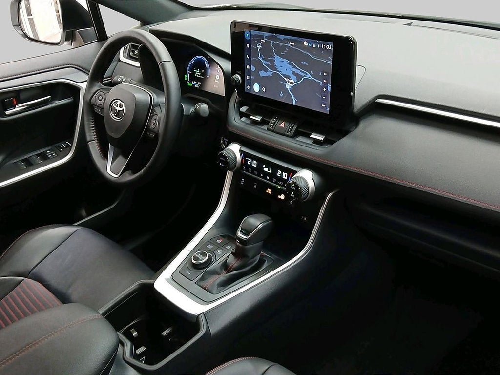 Vehicle Image 9