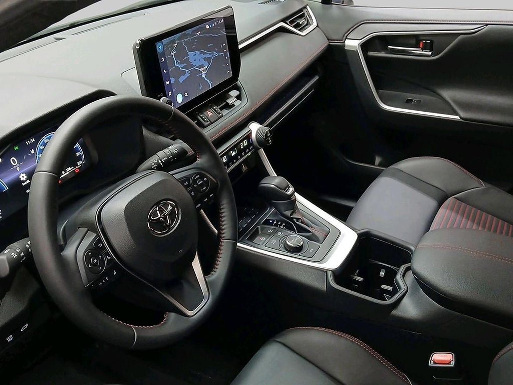 Vehicle Image 13
