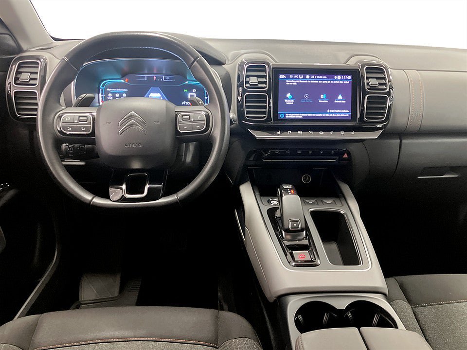 Vehicle Image 6