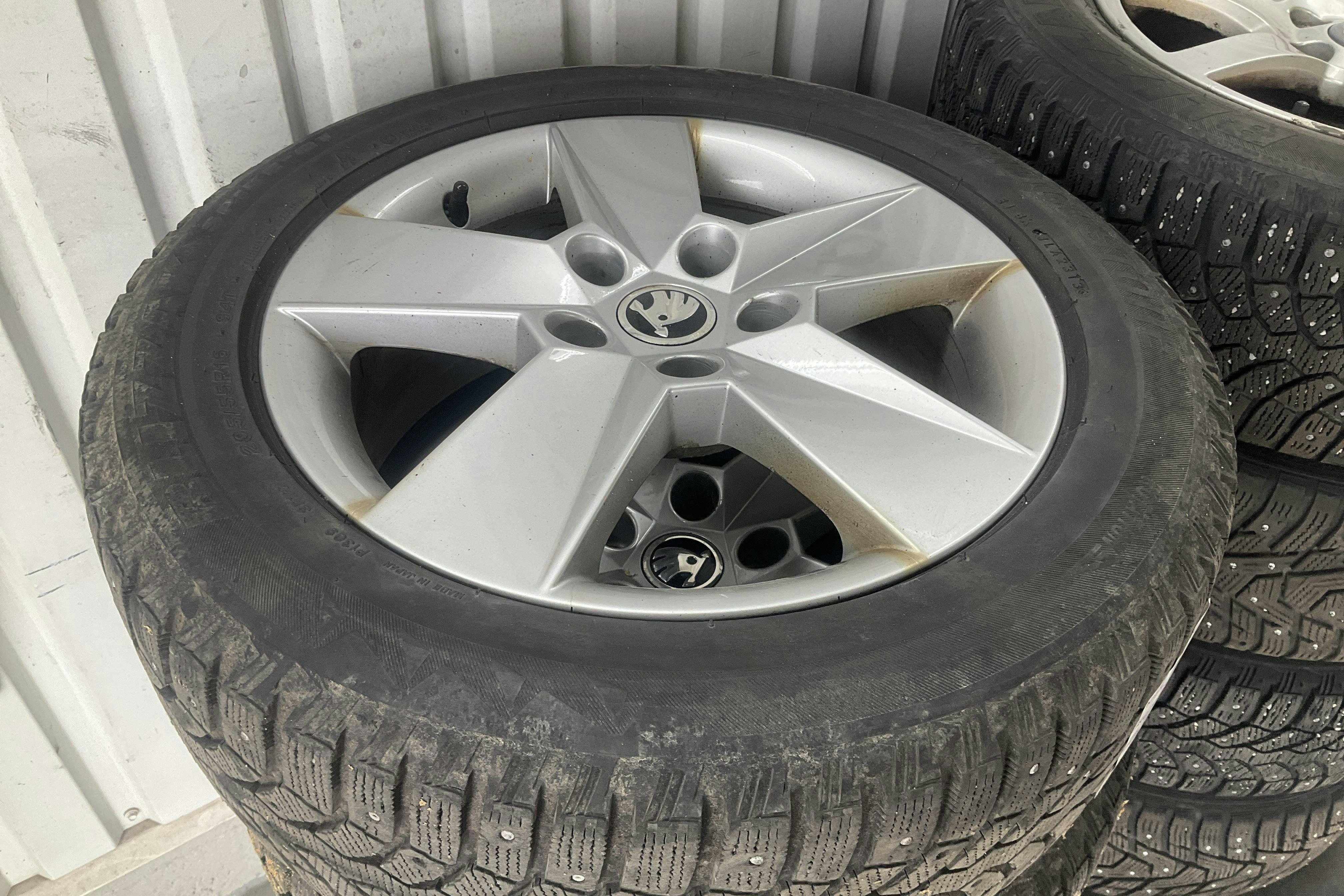 Vehicle Image 11