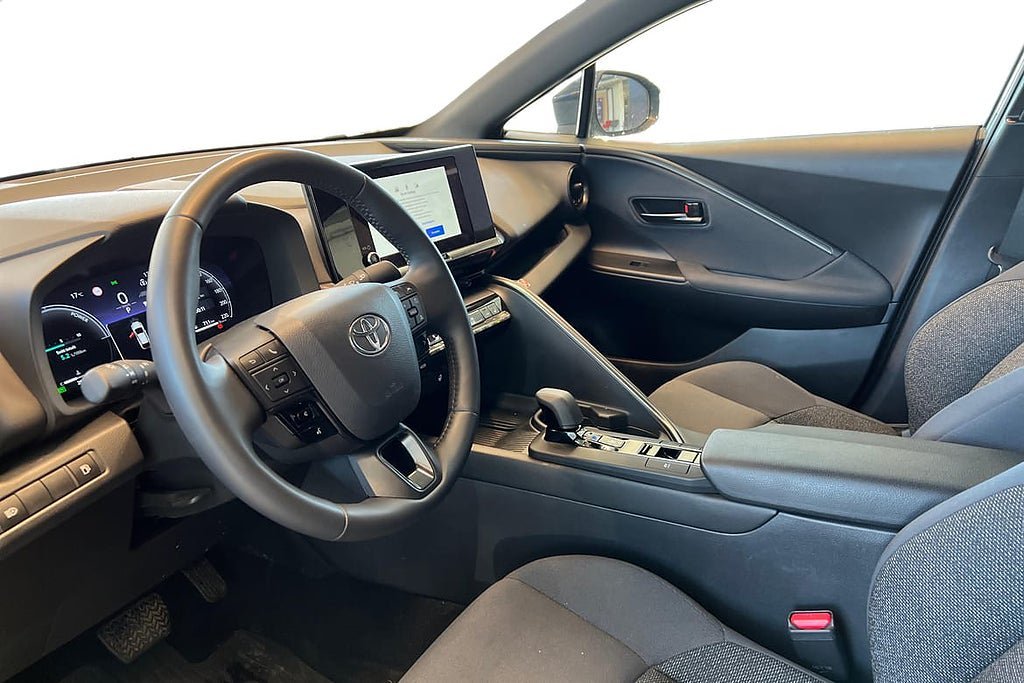 Vehicle Image 14